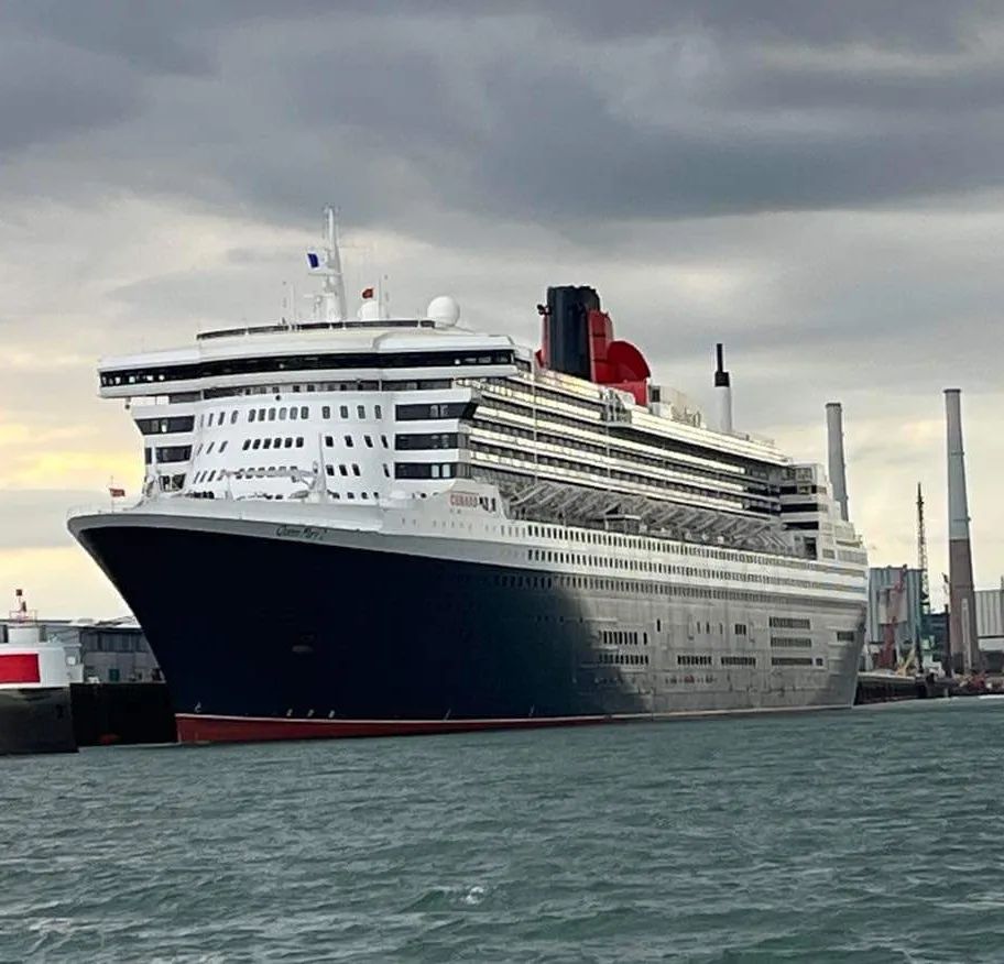 Le Queen Mary 2 est arrivé au Havre