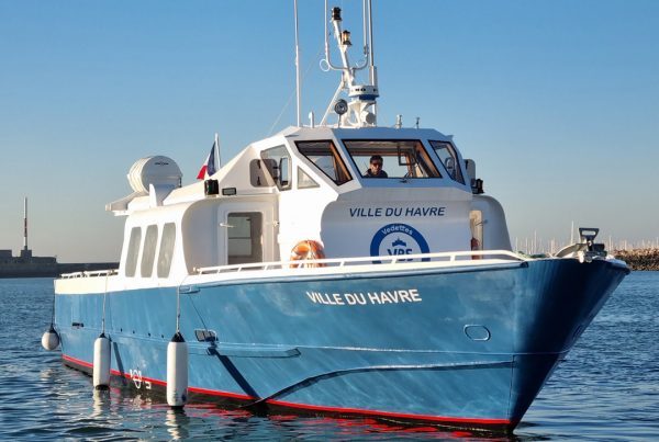 Vedettes Baie Seine vous propose de venir à bord de son bateau, le Ville du Havre.